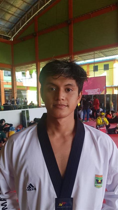 Taekwondo Kembali Sumbang Medali Perak Untuk Sumbar Klikpositif