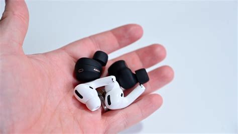 Sony Link: Compared: AirPods Pro vs Sony WF-1000XM4 true wireless ...