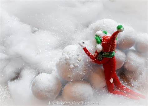 Elf on the Shelf: Snowball Fight - Live Like You Are Rich