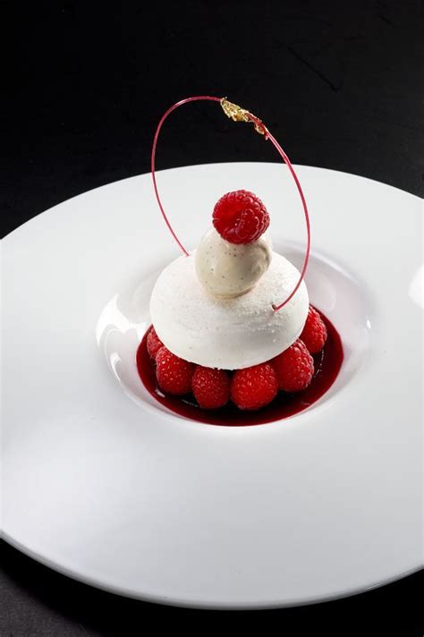 Nice Dessert Le Cinq Dessert Presentation Fancy Desserts Fine