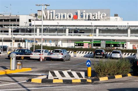 Milano Riapre L Aeroporto Di Linate Dopo Tre Mesi Sar Il Pi