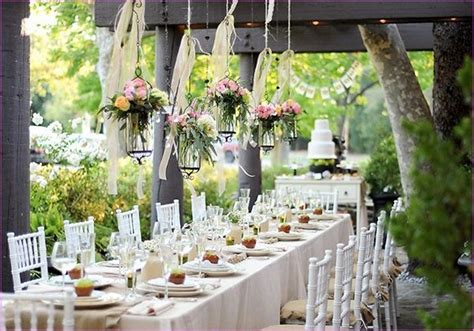 country-shabby-chic-wedding-decor