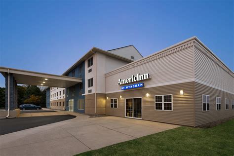 AmericInn by Wyndham Dodgeville | Dodgeville, WI Hotels