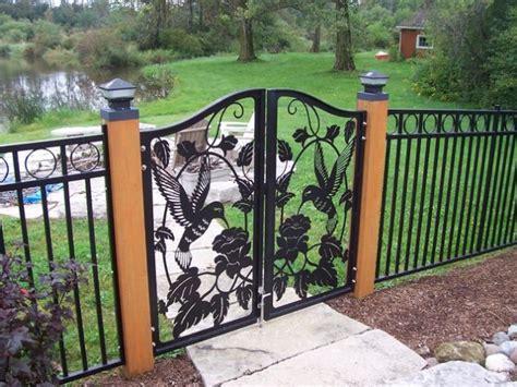 15 Decorative Metal Gate Design for Amazing First Impression ...