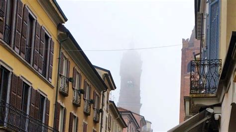 E la settimana della scighera nebbia fitta e umidità le previsioni a