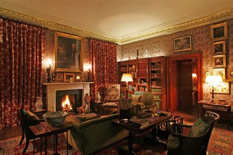 Aldourie Castle | AVENUE