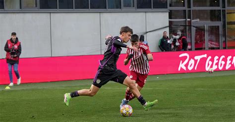 Das Spiel in voller Länge FC Bayern U19 Olympiakos Piräus U19