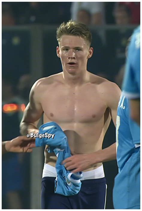 Footballers In Underwear SCOTT MC TOMINAY