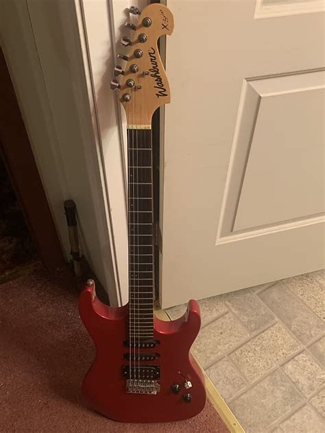 Washburn X Series Red Reverb