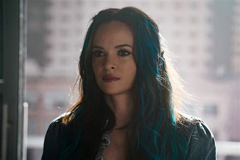 The Flash: Danielle Panabaker Talks 'Surprising' Caitlin Reveal, 'Interesting Ride Ahead' With ...