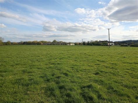 Field Off Wick Road Sofia Feltham Geograph Britain And Ireland