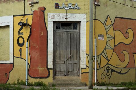 Fachada en el barrio del puerto de Paysandú Mauro Real de Azúa Flickr