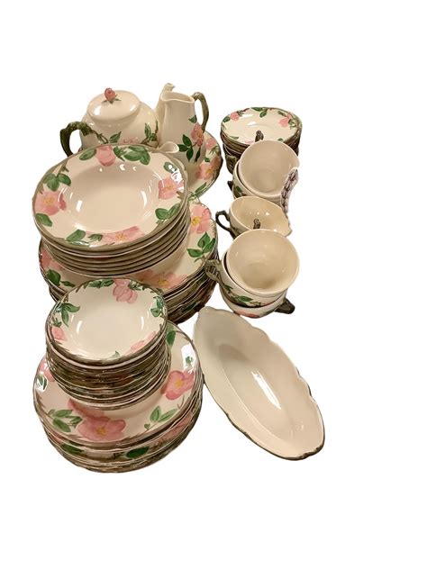 Lot Franciscan Desert Rose Dinnerware