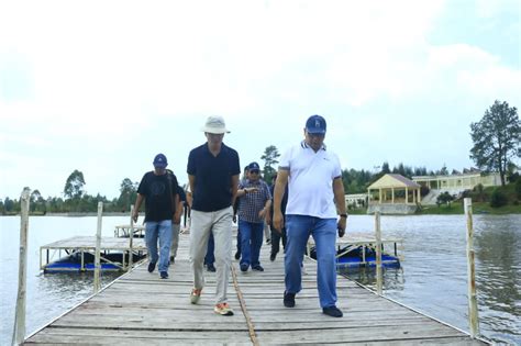 Foto Taman Safari Indonesia Dan Parna Raya Jajaki Investasi Di Danau Toba