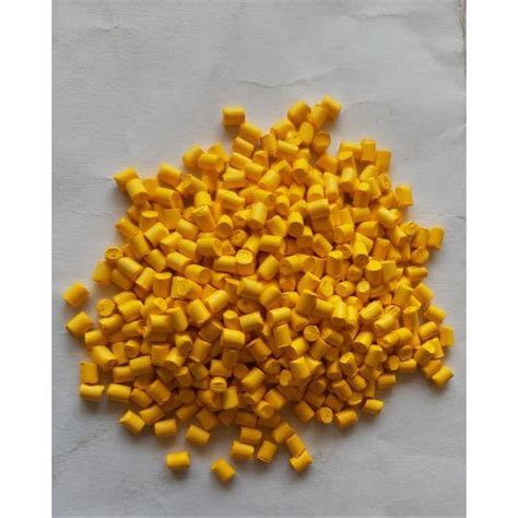 Plastic Granules Yellow Masterbatch For Injection Molding At Rs