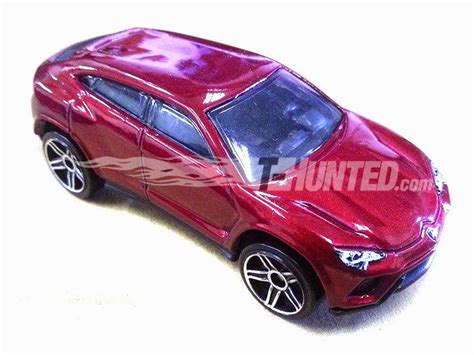 T Hunted BOMBA Um inédito Lamborghini para a linha básica da Hot Wheels em
