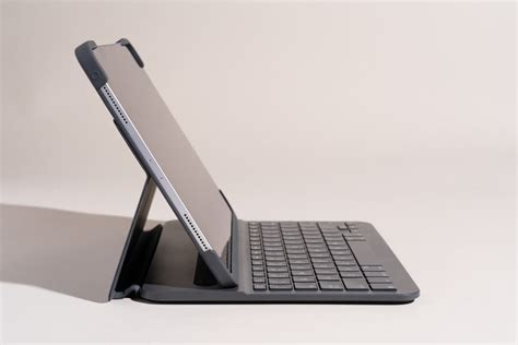 The Best Ipad Pro Keyboard Cases For 2021 Reviews By Wirecutter