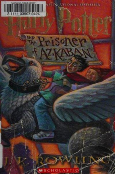 Prisoner Of Azkaban Book Cover