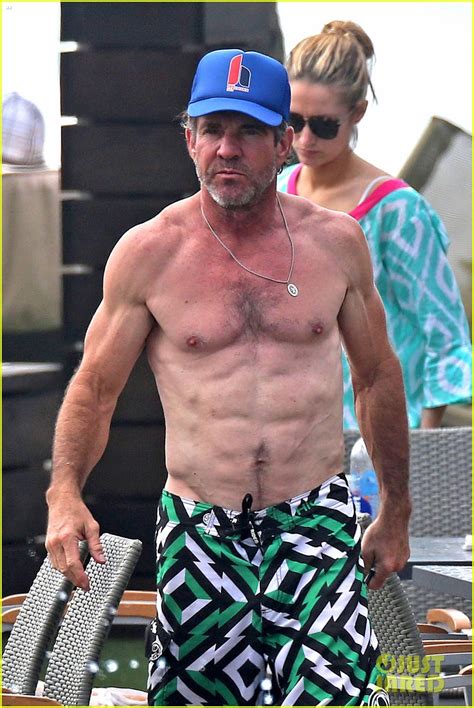 Dennis Quaid Goes Shirtless Looks Incredibly Ripped At 61 Photo