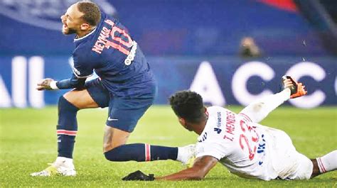 Neymar Has Ligament Damage In Injured Ankle Bangladesh Post