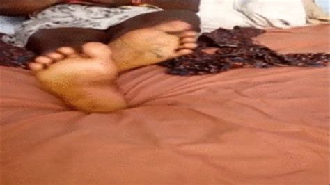 Ghana Fan Choco Obaas Sexy Luscious Meaty Wrinkly Soles On Bed Pt