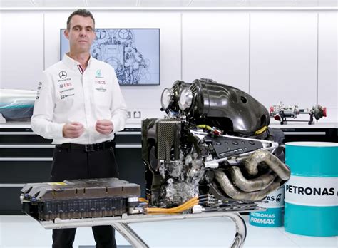 Mercedes F1 2022 Engine