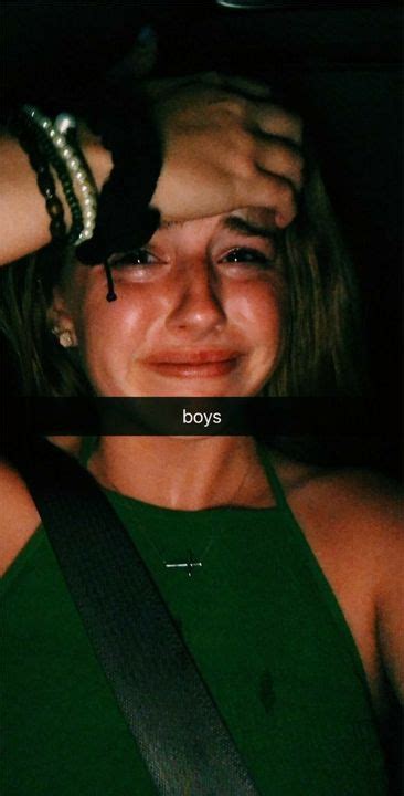 1 𝐡𝐢𝐝𝐢𝐧𝐠 𝐟𝐫𝐨𝐦 𝐭𝐡𝐞 𝐩𝐚𝐬𝐭 Josh Richards Snap Storys Wattpad