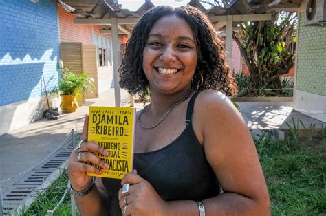 Puni O Por Racismo Revertida Em Doa O De Livros Para Escolas Do Df