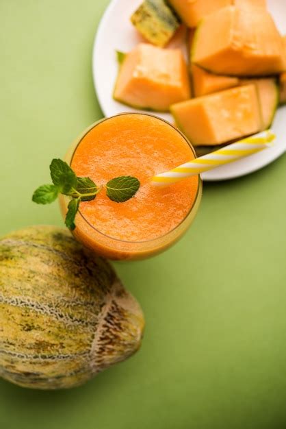 Premium Photo Musk Melon Juice With Slice Also Known As Kharbuj Or