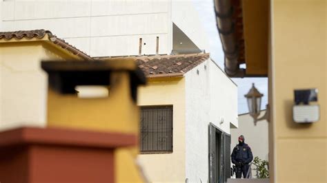 Operaci N Antiyihadista Conjunta De Guardia Civil Y Mossos Con Al Menos