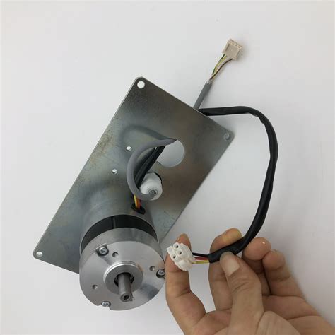 China Ssm Over Feeder Motor For Ssm Winding Machinery Parts Factory And