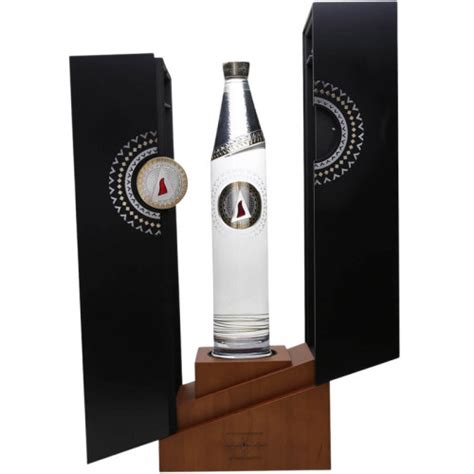 Elit Pristine Water Series Andean Edition Vodka Caskers