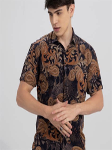 Buy Snitch Men Brown Classic Slim Fit Floral Opaque Printed Casual