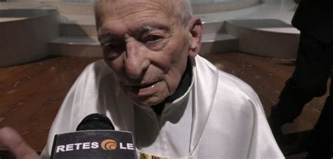 Don Giuseppe Marinozzi A Anni Festeggia Anni Di Sacerdozio