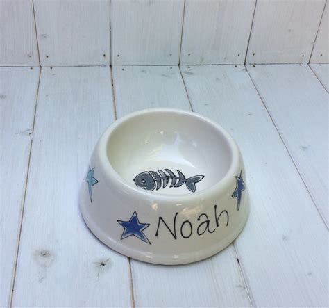 Personalised Ceramic Cat Bowl With Stars Muffin And Poppy