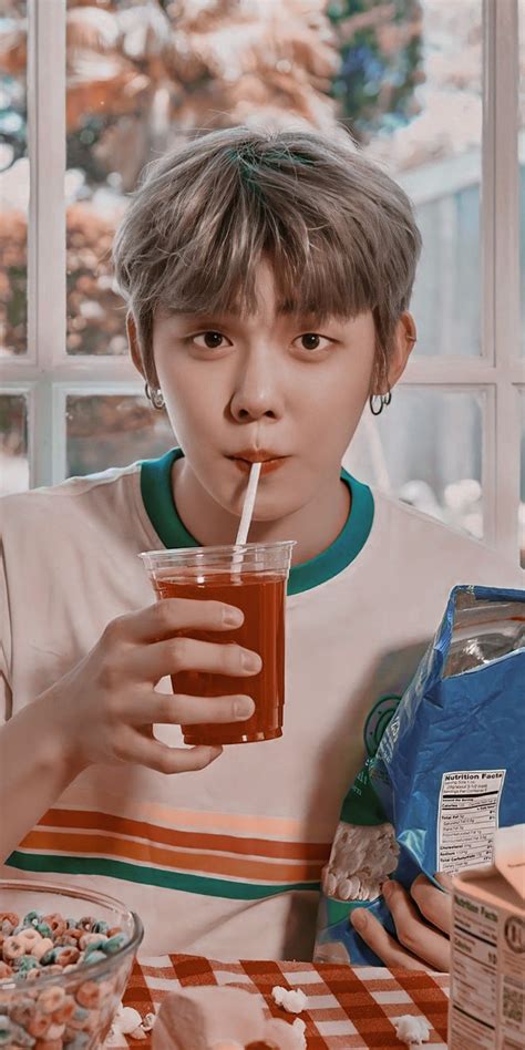 Txt Yeonjun Wallpaper Lockscreen Aesthetic Kpop Grey Wallpaper