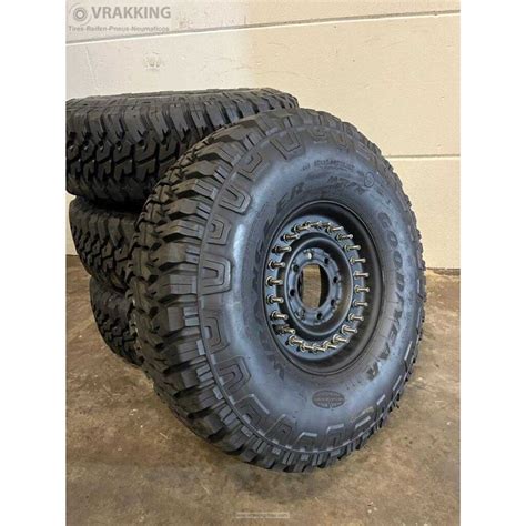 X R Lt Goodyear Wrangler Mt R M S Like New With Wheel