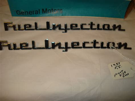 C 1 Corvette 1957 Fuel Injection Side Emblems Pair Nos Gm Ebay