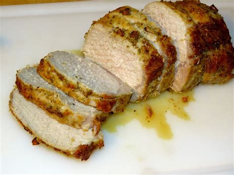 Real Simple S Fennel Crusted Pork Loin With Roasted Potatoes Everyday