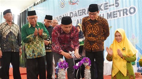 Kado Spesial Musyda Ke Launching Buku Sejarah Muhammadiyah Metro