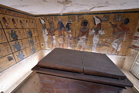 Egitto, scoperta prima tomba di un faraone dopo quella di Tutankhamon