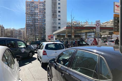 Pénurie de carburants à Marseille les stations service prises d assaut