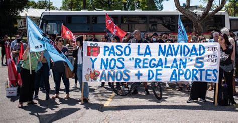 Uruguay Un Gobierno Jaqueado Por Esc Ndalos Vota Una Reforma