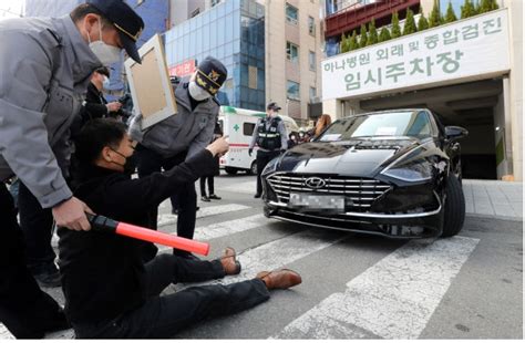 정은경 부스터샷 맞은 날백신피해 사망 유가족 항의에 꺼낸 한마디