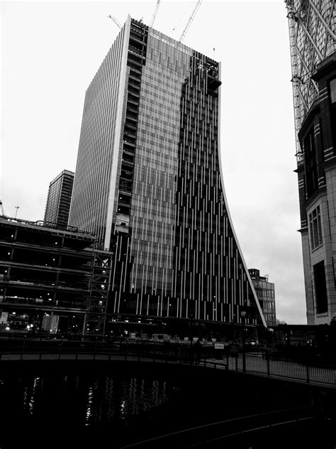 1 Bank Street | Canary Wharf | 147m | 28 fl | Page 37 | SkyscraperCity