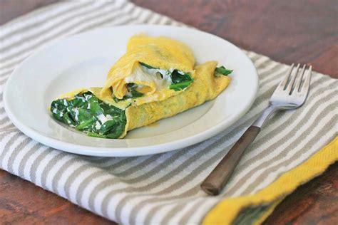 Spinach And Goat Cheese Rolled Omelet