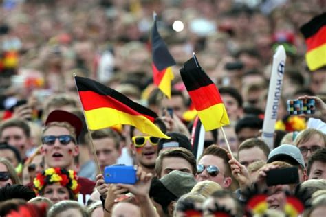 14 deutsche Städte bewerben sich als Spielort der Fußball EM 2024