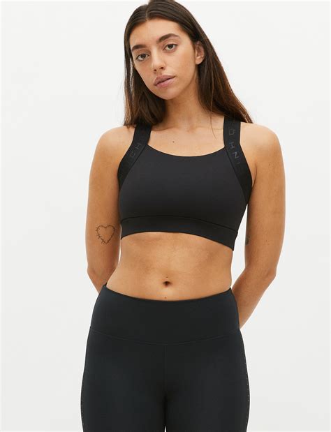 Röhnisch Kay Sports Bra Sport BH ar Boozt