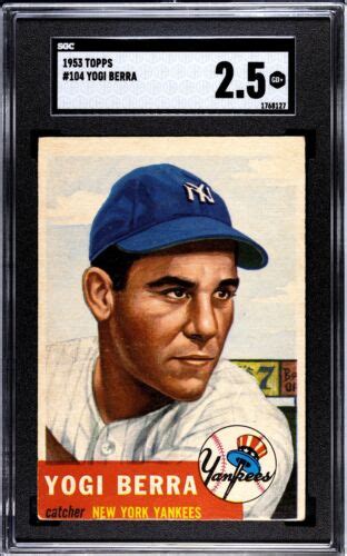 Topps Yogi Berra Sgc New York Yankees Hof Baseball Card