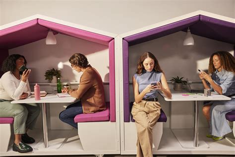 Measure Employee Retention Rate: Critical KPIs | Wellhub